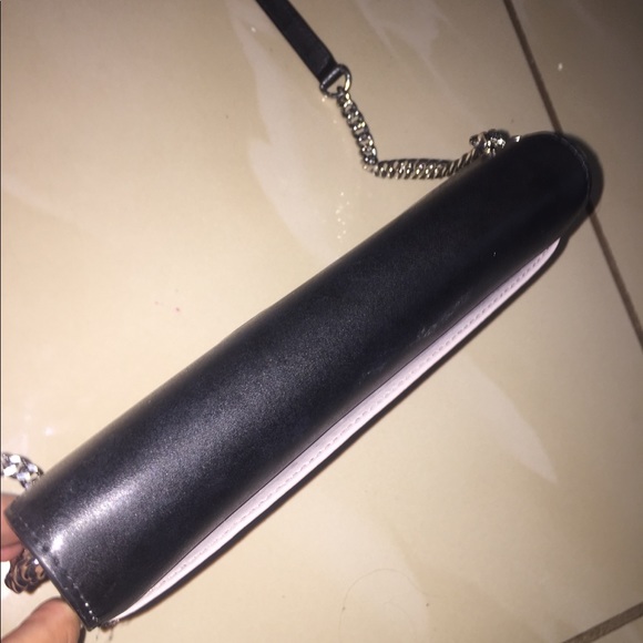 MICHAEL KORS clutch purse - Picture 7 of 8